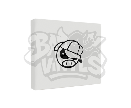 PEGATINA CERDITO GORRA